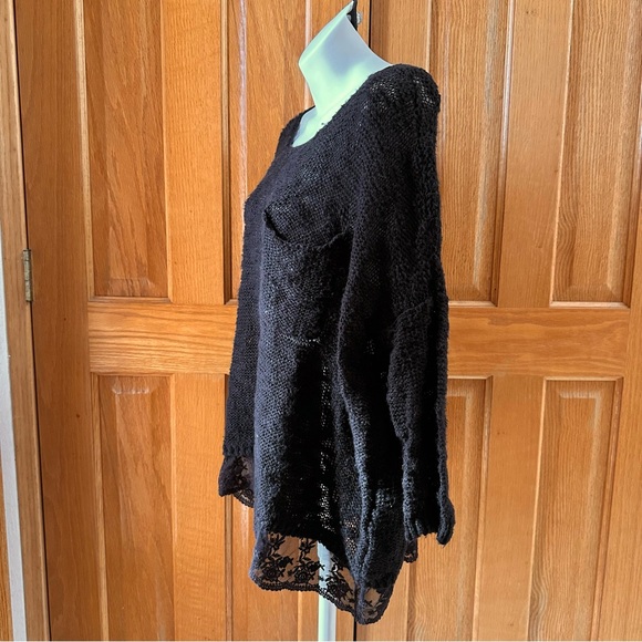 A&F Knit Sweater - Picture 2 of 9